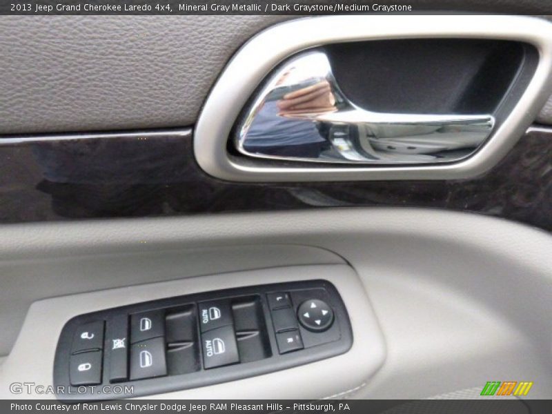 Mineral Gray Metallic / Dark Graystone/Medium Graystone 2013 Jeep Grand Cherokee Laredo 4x4