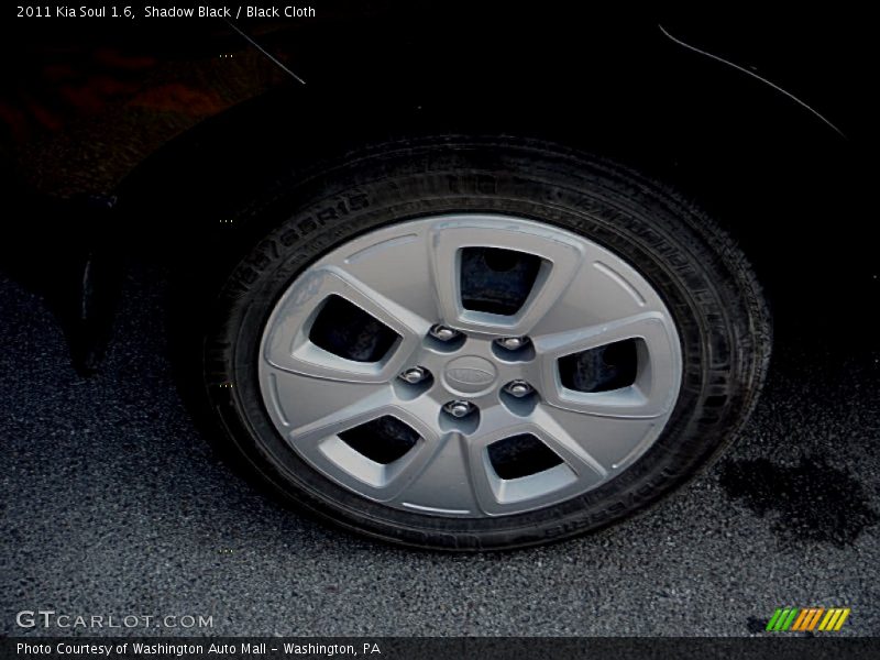 Shadow Black / Black Cloth 2011 Kia Soul 1.6