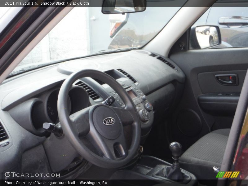 Shadow Black / Black Cloth 2011 Kia Soul 1.6