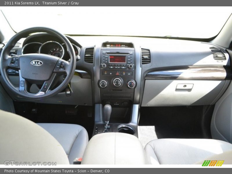 Titanium Silver / Gray 2011 Kia Sorento LX