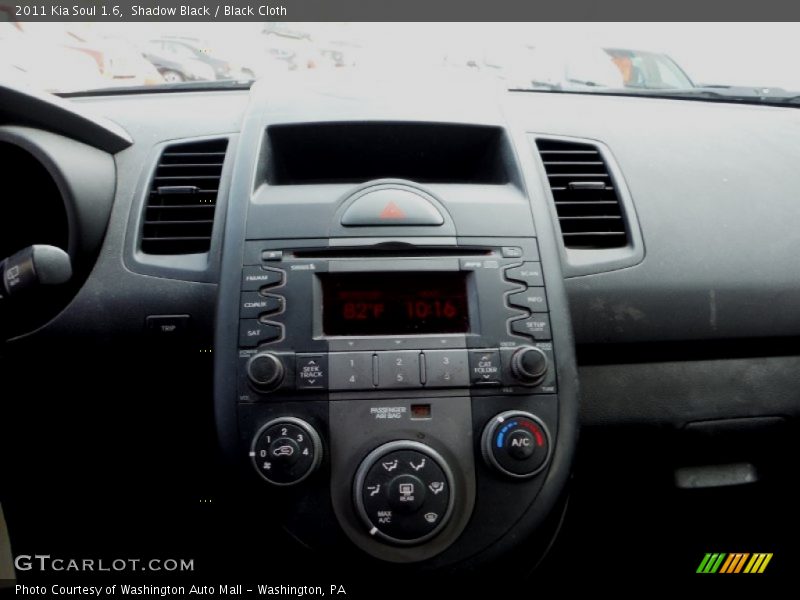 Shadow Black / Black Cloth 2011 Kia Soul 1.6