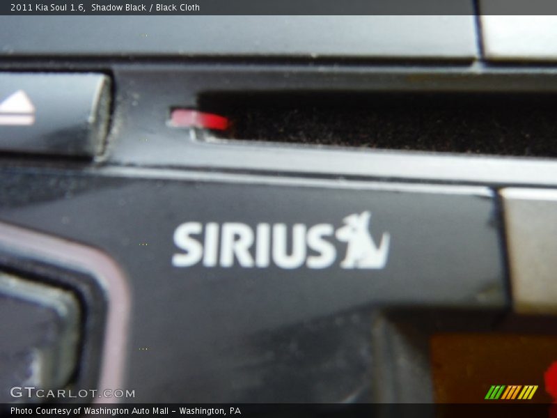 Shadow Black / Black Cloth 2011 Kia Soul 1.6