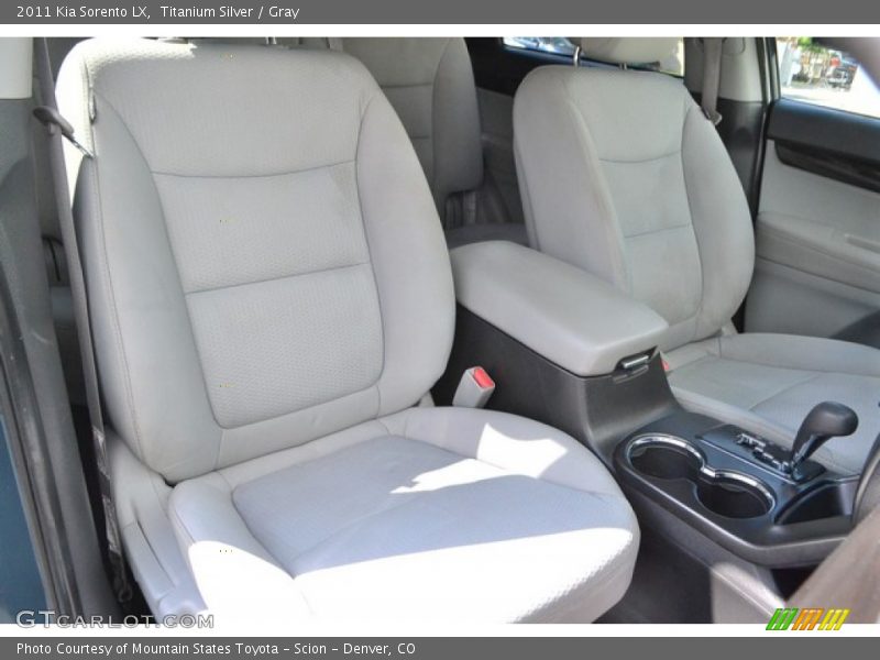 Titanium Silver / Gray 2011 Kia Sorento LX