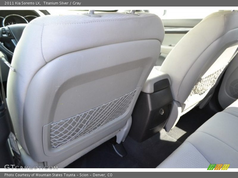 Titanium Silver / Gray 2011 Kia Sorento LX