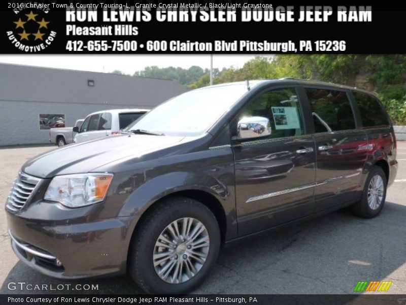 Granite Crystal Metallic / Black/Light Graystone 2016 Chrysler Town & Country Touring-L