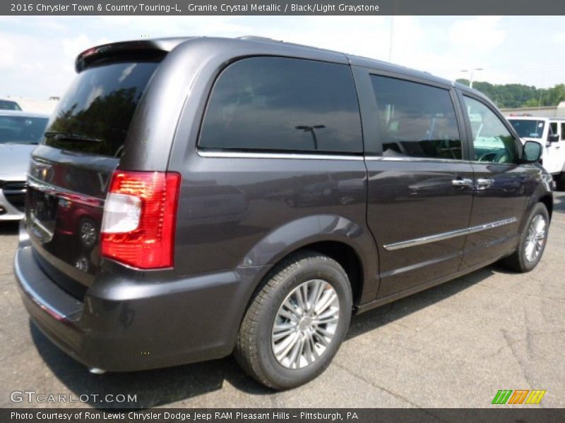 Granite Crystal Metallic / Black/Light Graystone 2016 Chrysler Town & Country Touring-L