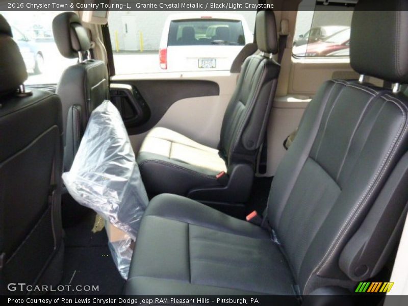 Granite Crystal Metallic / Black/Light Graystone 2016 Chrysler Town & Country Touring-L