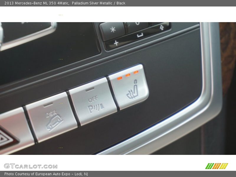 Palladium Silver Metallic / Black 2013 Mercedes-Benz ML 350 4Matic