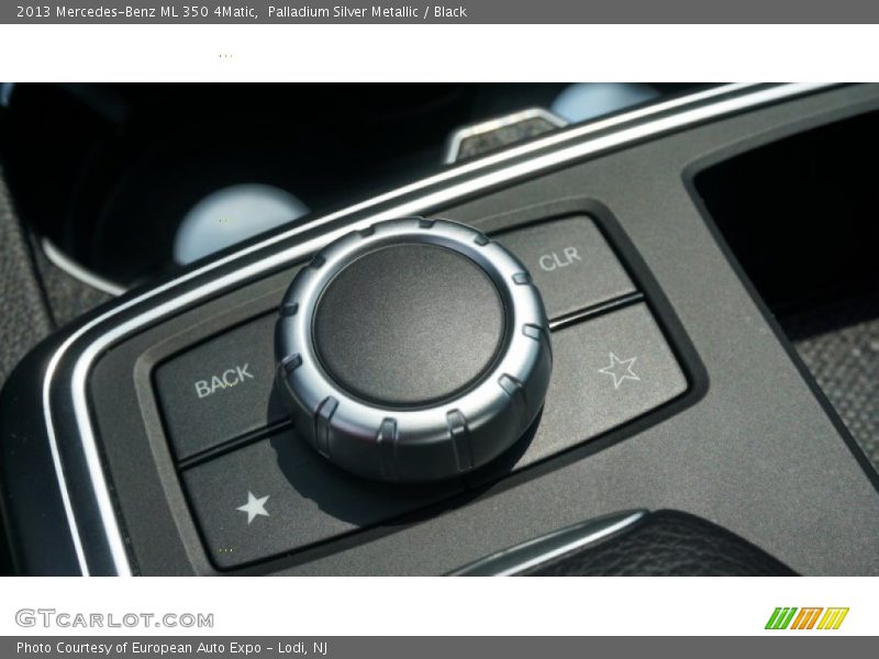 Palladium Silver Metallic / Black 2013 Mercedes-Benz ML 350 4Matic