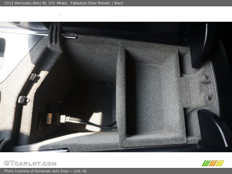 Palladium Silver Metallic / Black 2013 Mercedes-Benz ML 350 4Matic