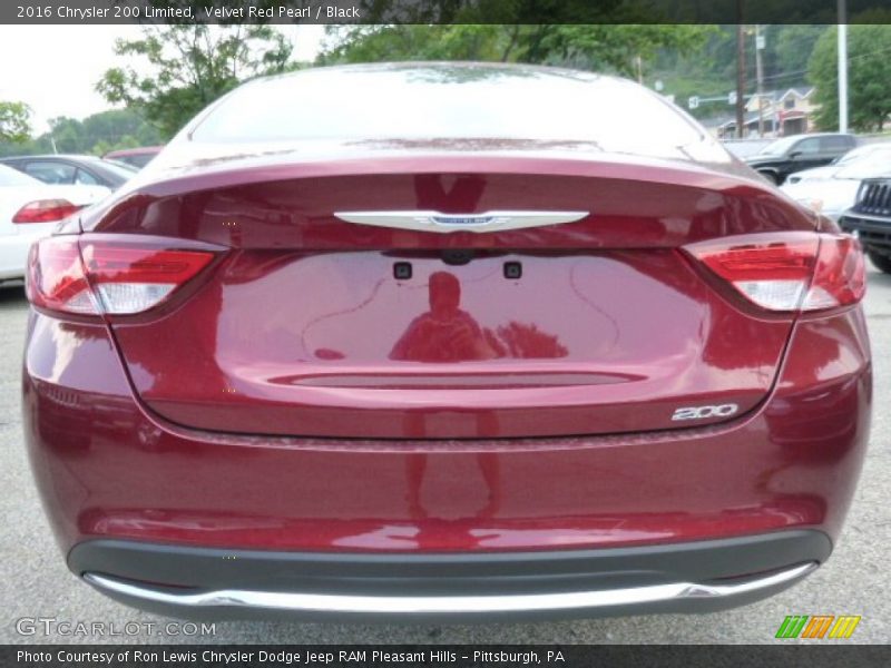 Velvet Red Pearl / Black 2016 Chrysler 200 Limited