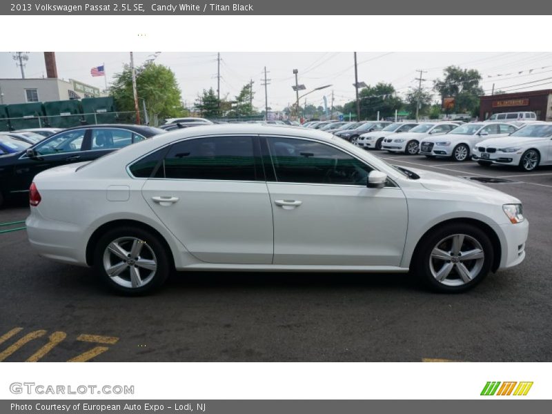Candy White / Titan Black 2013 Volkswagen Passat 2.5L SE
