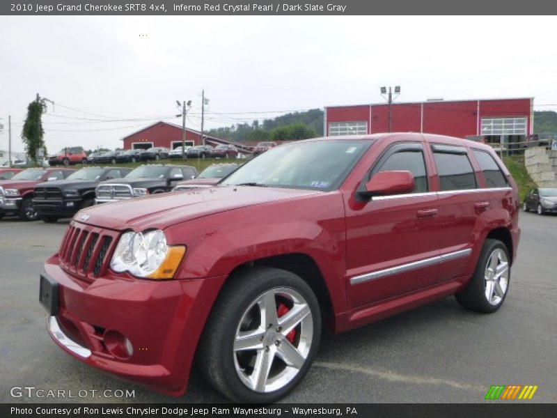 Front 3/4 View of 2010 Grand Cherokee SRT8 4x4