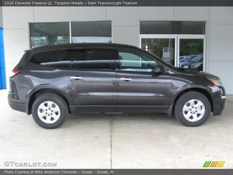 Tungsten Metallic / Dark Titanium/Light Titanium 2016 Chevrolet Traverse LS