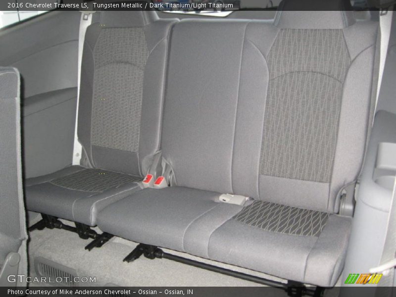 Tungsten Metallic / Dark Titanium/Light Titanium 2016 Chevrolet Traverse LS