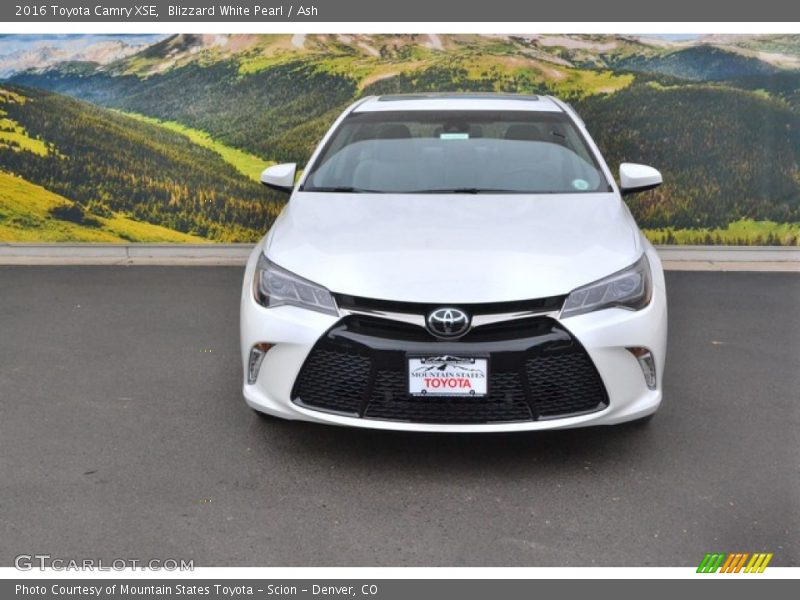 Blizzard White Pearl / Ash 2016 Toyota Camry XSE