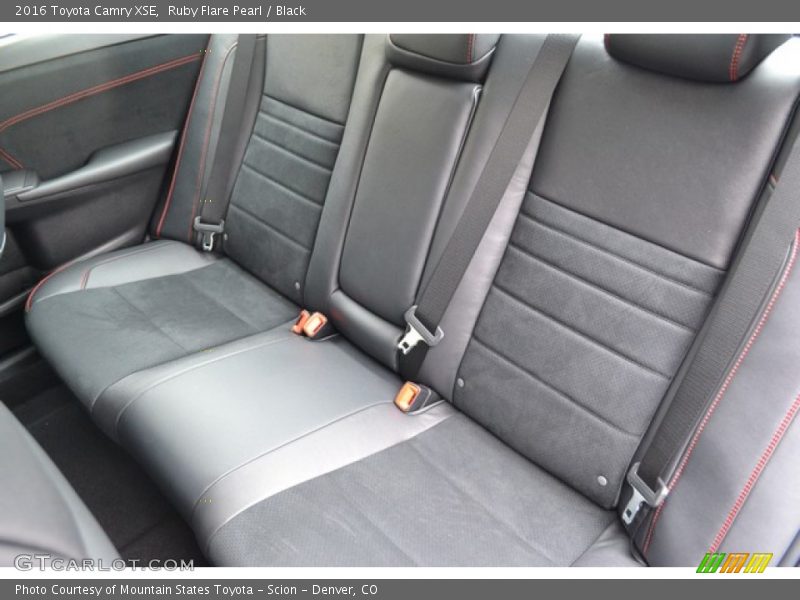 Ruby Flare Pearl / Black 2016 Toyota Camry XSE