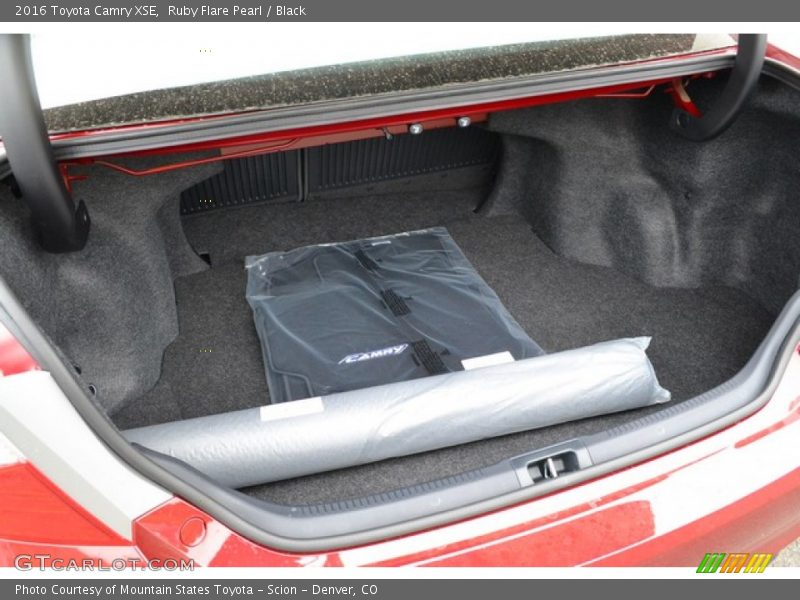 Ruby Flare Pearl / Black 2016 Toyota Camry XSE