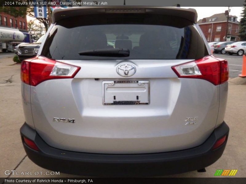 Classic Silver Metallic / Ash 2014 Toyota RAV4 XLE AWD