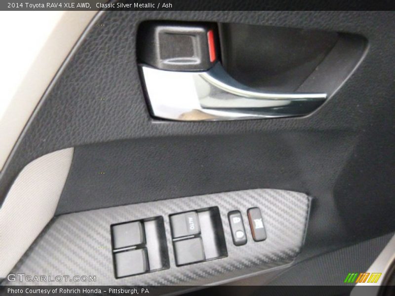 Classic Silver Metallic / Ash 2014 Toyota RAV4 XLE AWD