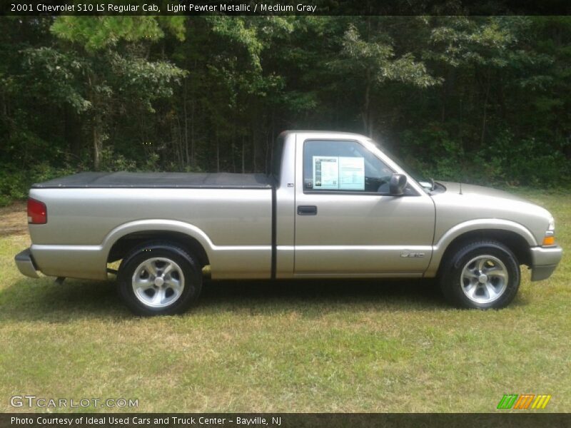 Light Pewter Metallic / Medium Gray 2001 Chevrolet S10 LS Regular Cab
