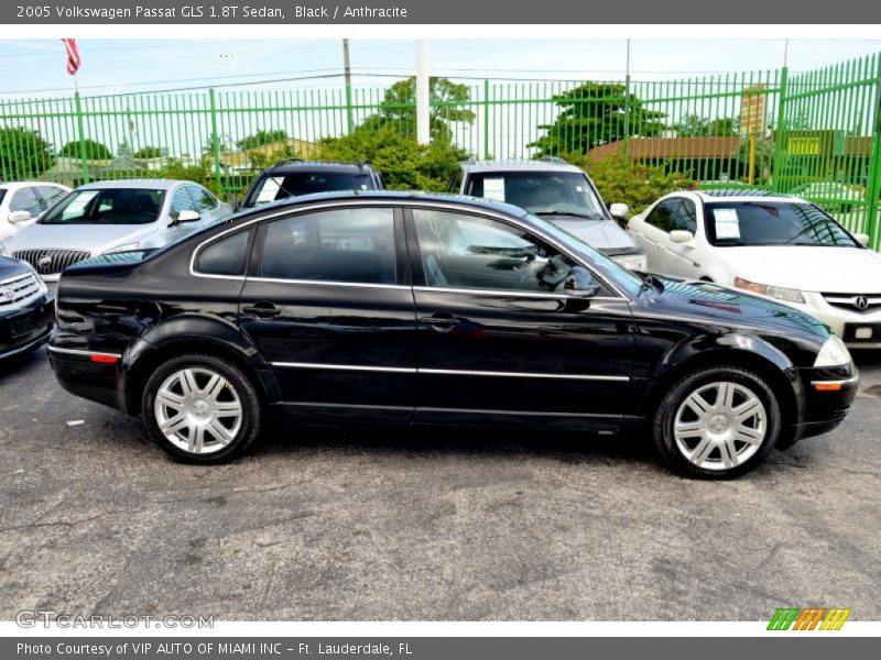 Black / Anthracite 2005 Volkswagen Passat GLS 1.8T Sedan