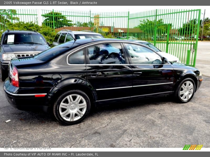 Black / Anthracite 2005 Volkswagen Passat GLS 1.8T Sedan