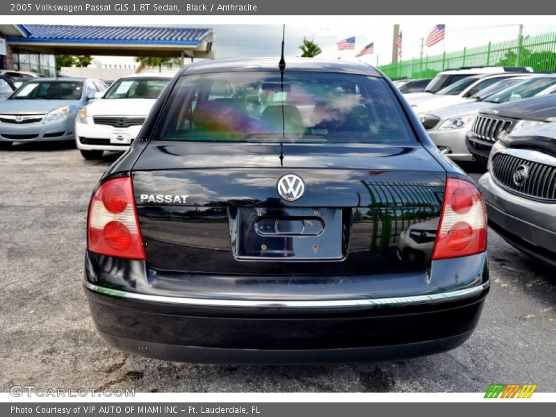 Black / Anthracite 2005 Volkswagen Passat GLS 1.8T Sedan