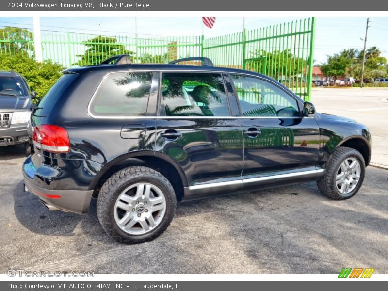 Black / Pure Beige 2004 Volkswagen Touareg V8