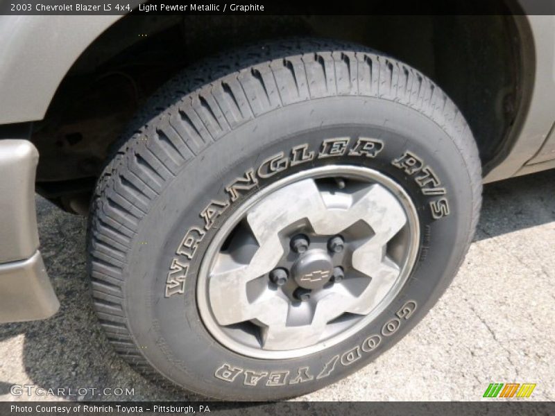 Light Pewter Metallic / Graphite 2003 Chevrolet Blazer LS 4x4