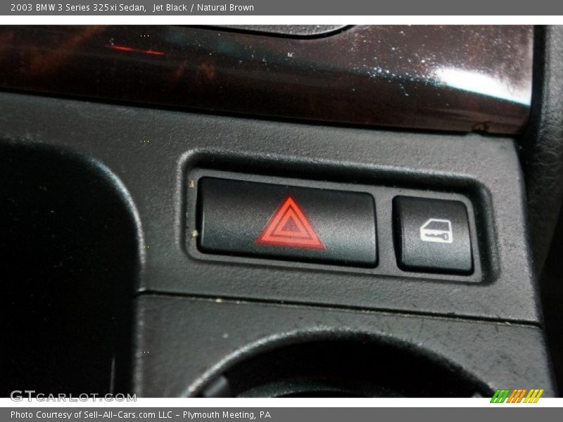 Jet Black / Natural Brown 2003 BMW 3 Series 325xi Sedan