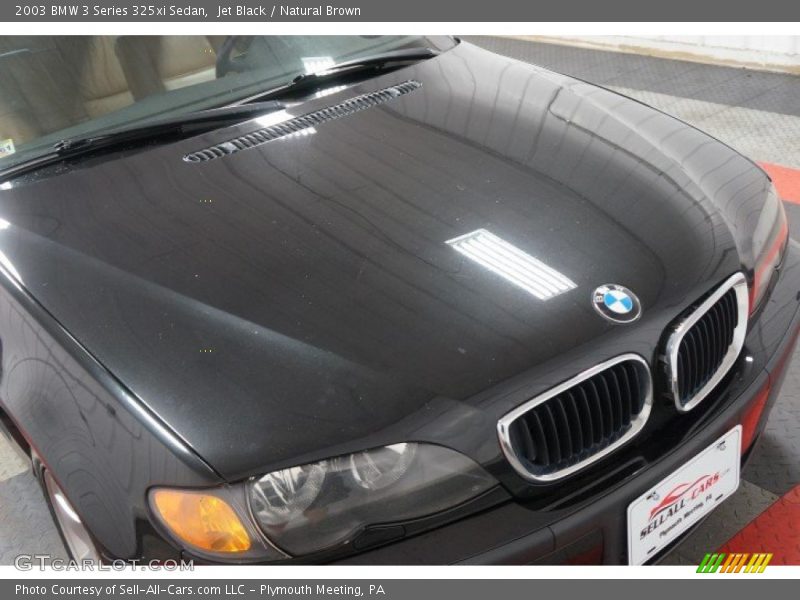 Jet Black / Natural Brown 2003 BMW 3 Series 325xi Sedan