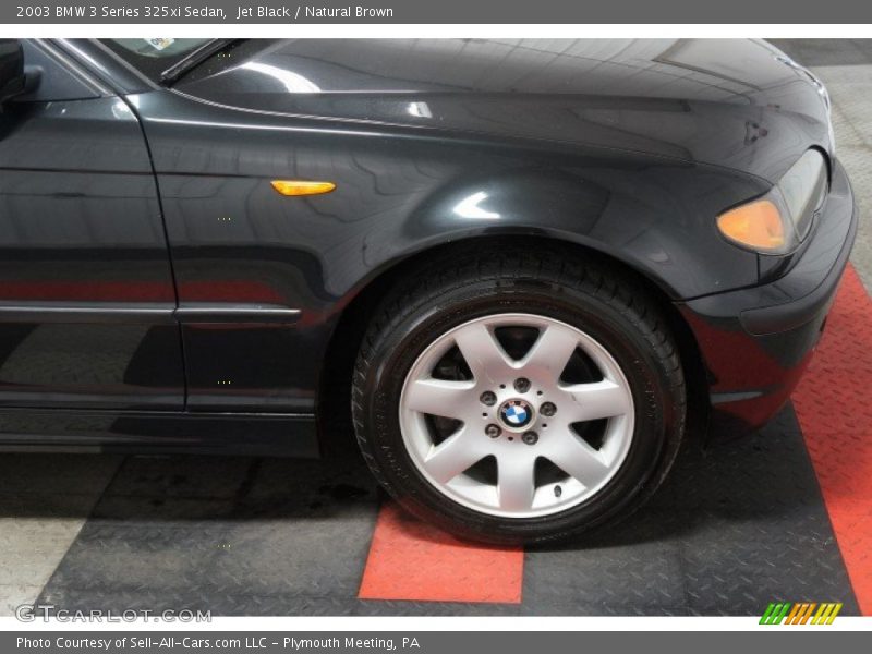 Jet Black / Natural Brown 2003 BMW 3 Series 325xi Sedan