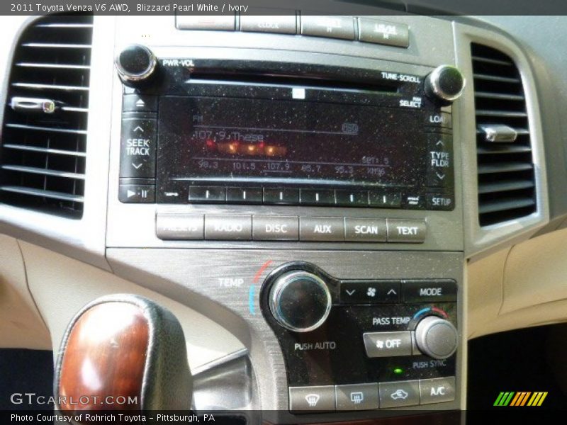 Blizzard Pearl White / Ivory 2011 Toyota Venza V6 AWD