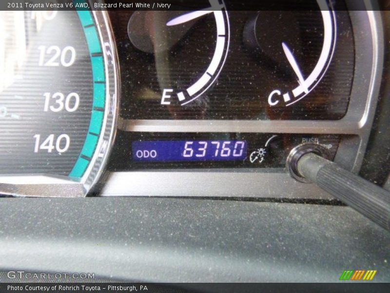 Blizzard Pearl White / Ivory 2011 Toyota Venza V6 AWD