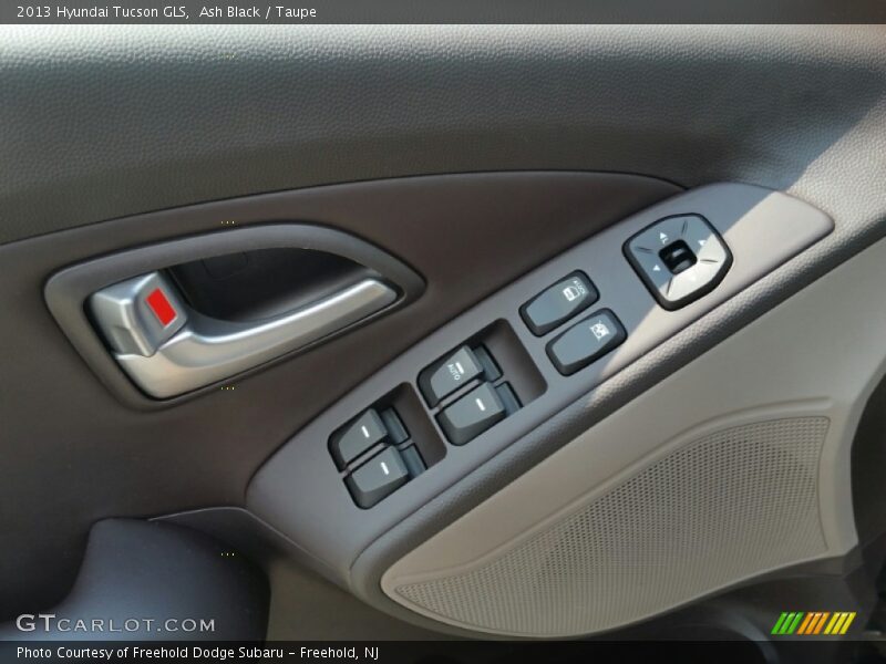 Ash Black / Taupe 2013 Hyundai Tucson GLS