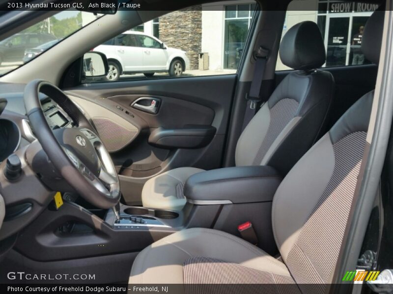 Ash Black / Taupe 2013 Hyundai Tucson GLS