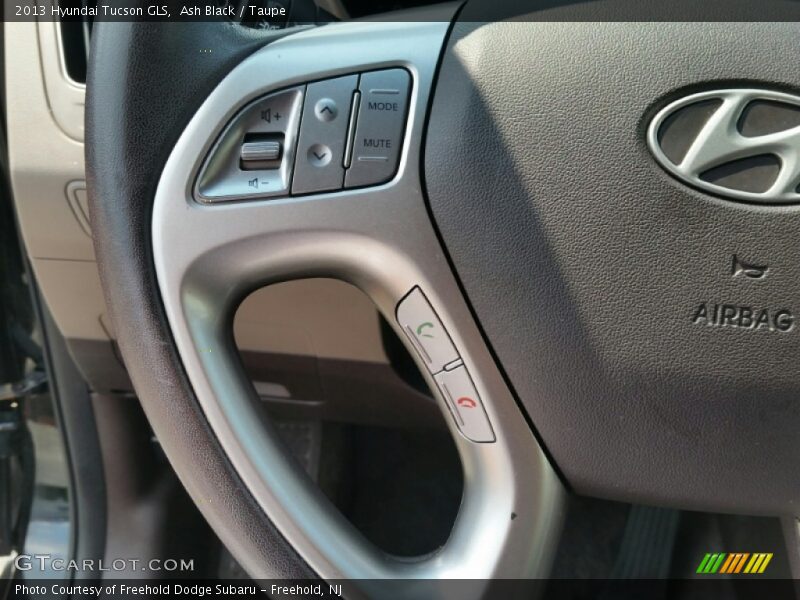 Ash Black / Taupe 2013 Hyundai Tucson GLS