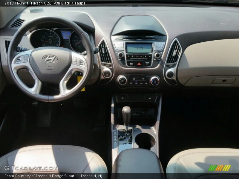 Ash Black / Taupe 2013 Hyundai Tucson GLS