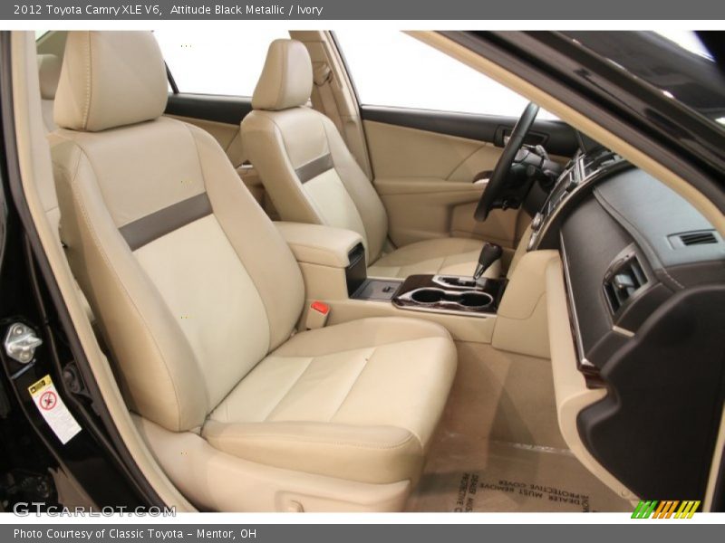 Attitude Black Metallic / Ivory 2012 Toyota Camry XLE V6