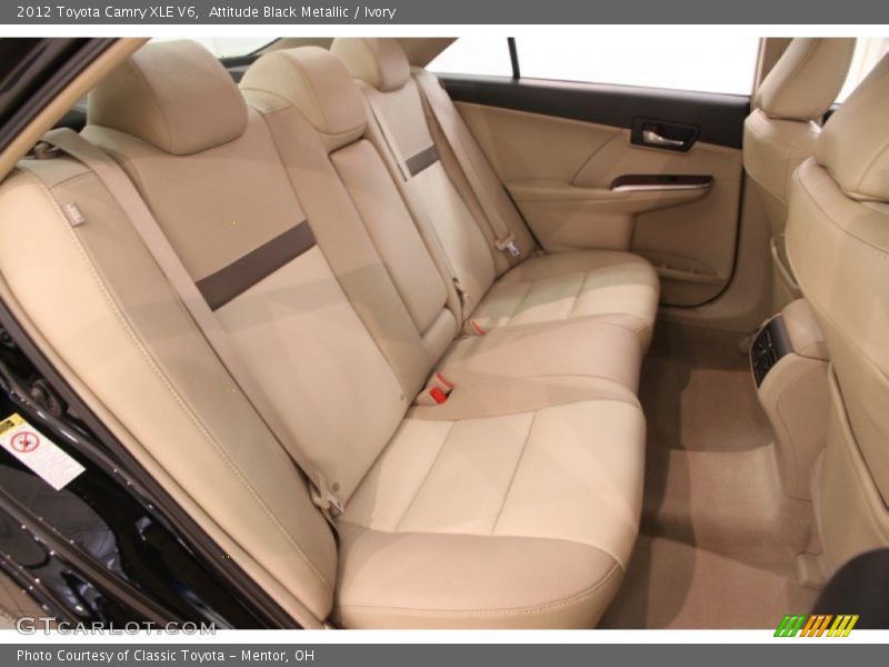 Attitude Black Metallic / Ivory 2012 Toyota Camry XLE V6