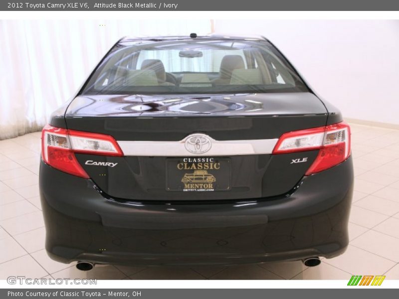 Attitude Black Metallic / Ivory 2012 Toyota Camry XLE V6