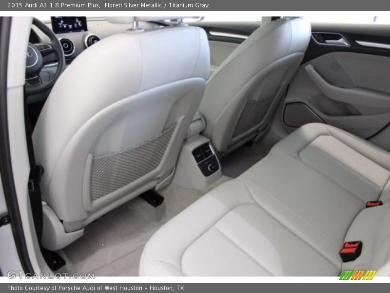 Florett Silver Metallic / Titanium Gray 2015 Audi A3 1.8 Premium Plus