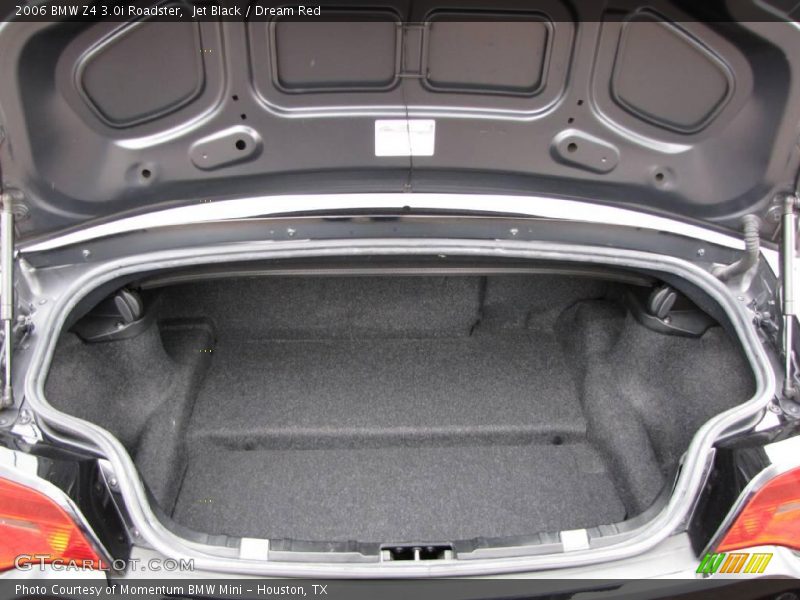 Jet Black / Dream Red 2006 BMW Z4 3.0i Roadster