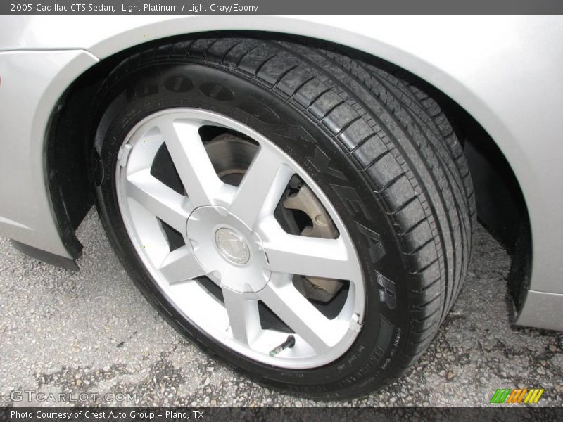 Light Platinum / Light Gray/Ebony 2005 Cadillac CTS Sedan