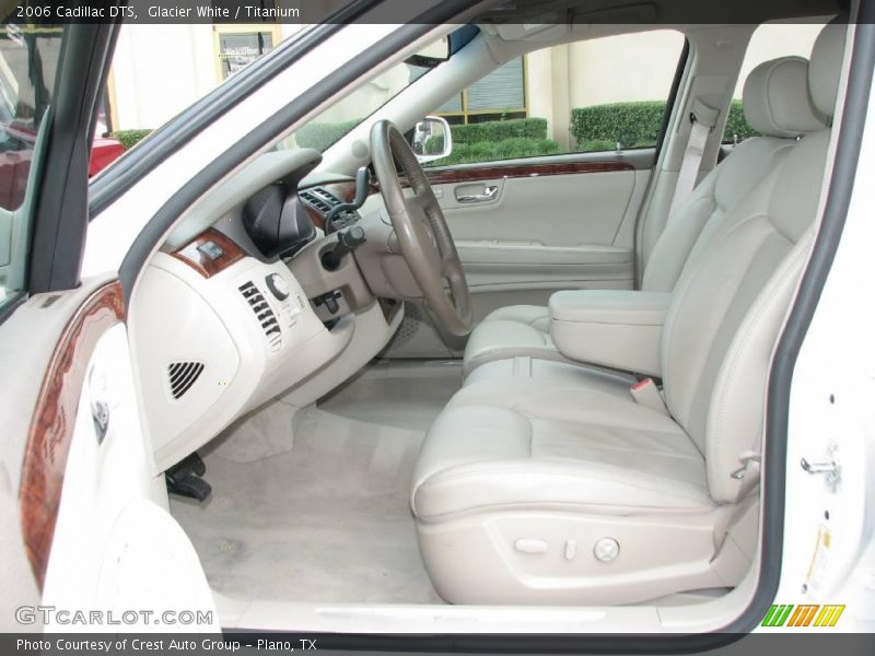 Glacier White / Titanium 2006 Cadillac DTS