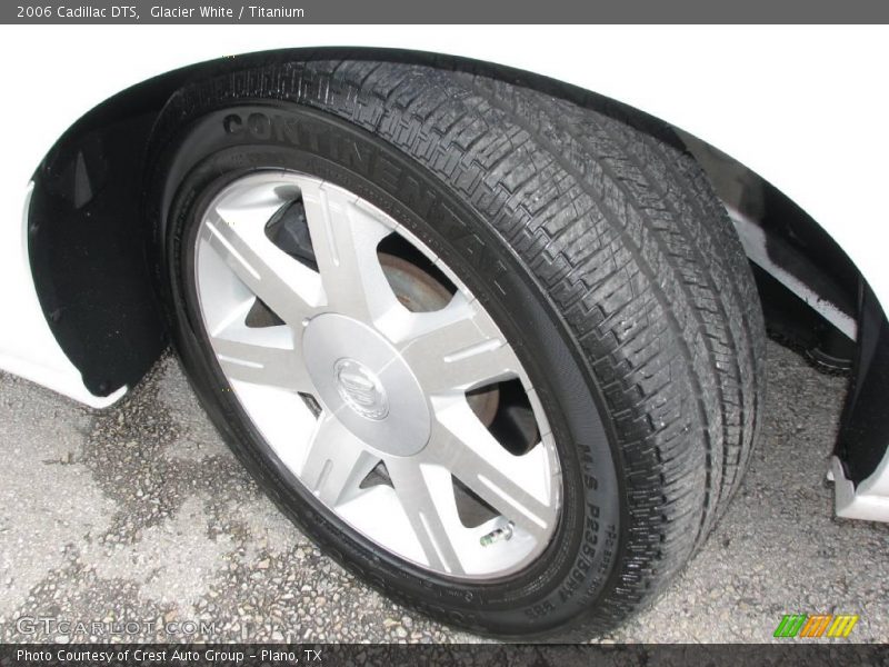 Glacier White / Titanium 2006 Cadillac DTS