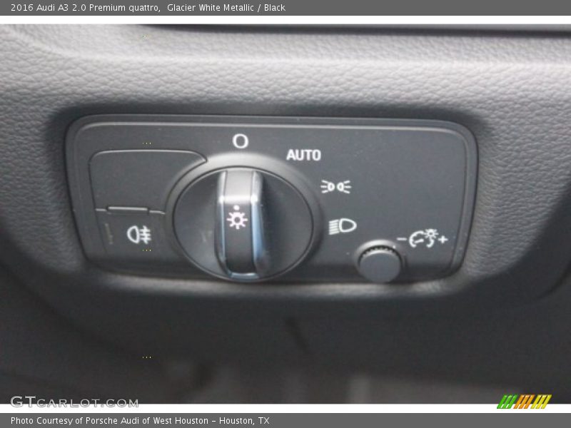 Glacier White Metallic / Black 2016 Audi A3 2.0 Premium quattro