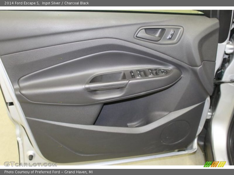 Ingot Silver / Charcoal Black 2014 Ford Escape S