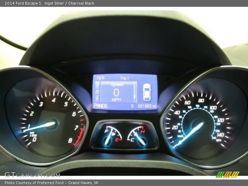 Ingot Silver / Charcoal Black 2014 Ford Escape S